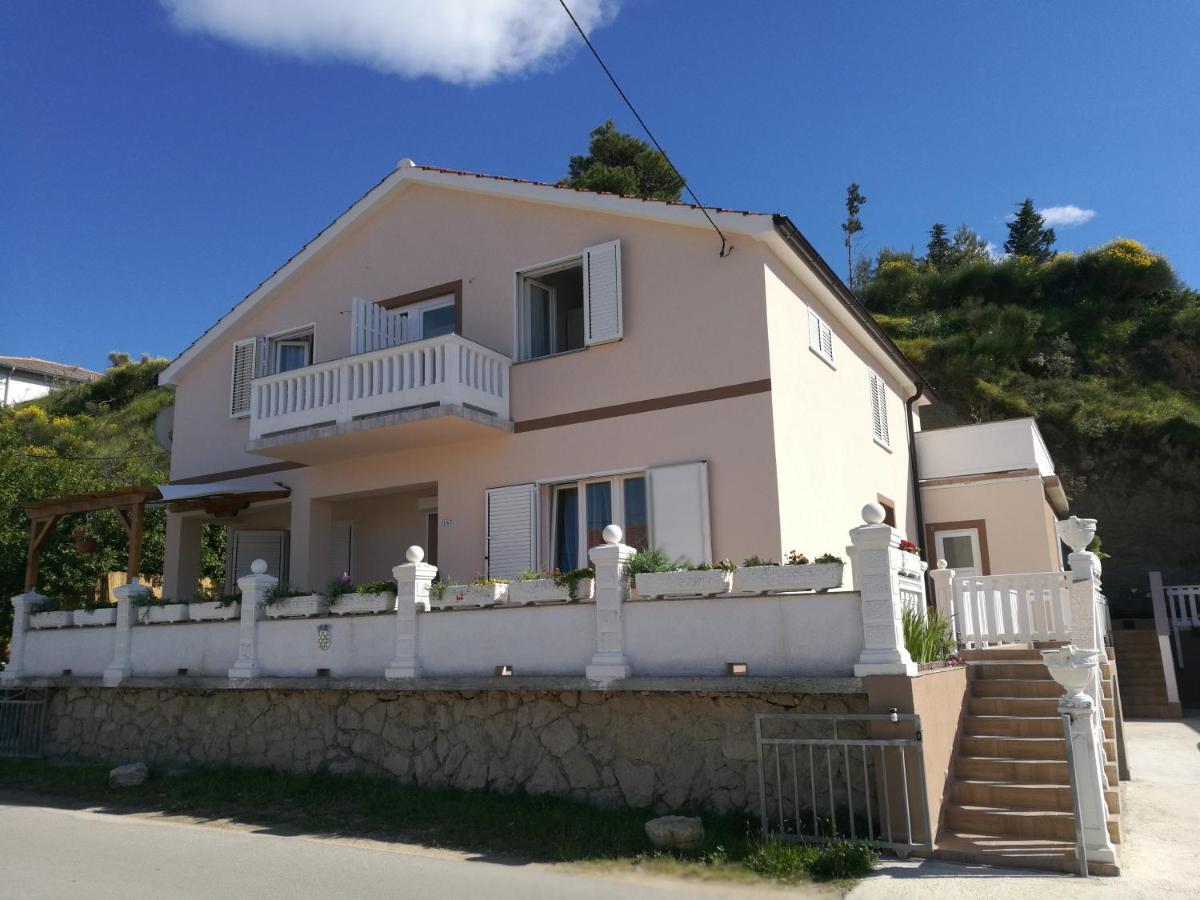 Appartements Dominique, With Private Terrace Supetarska Draga Bagian luar foto